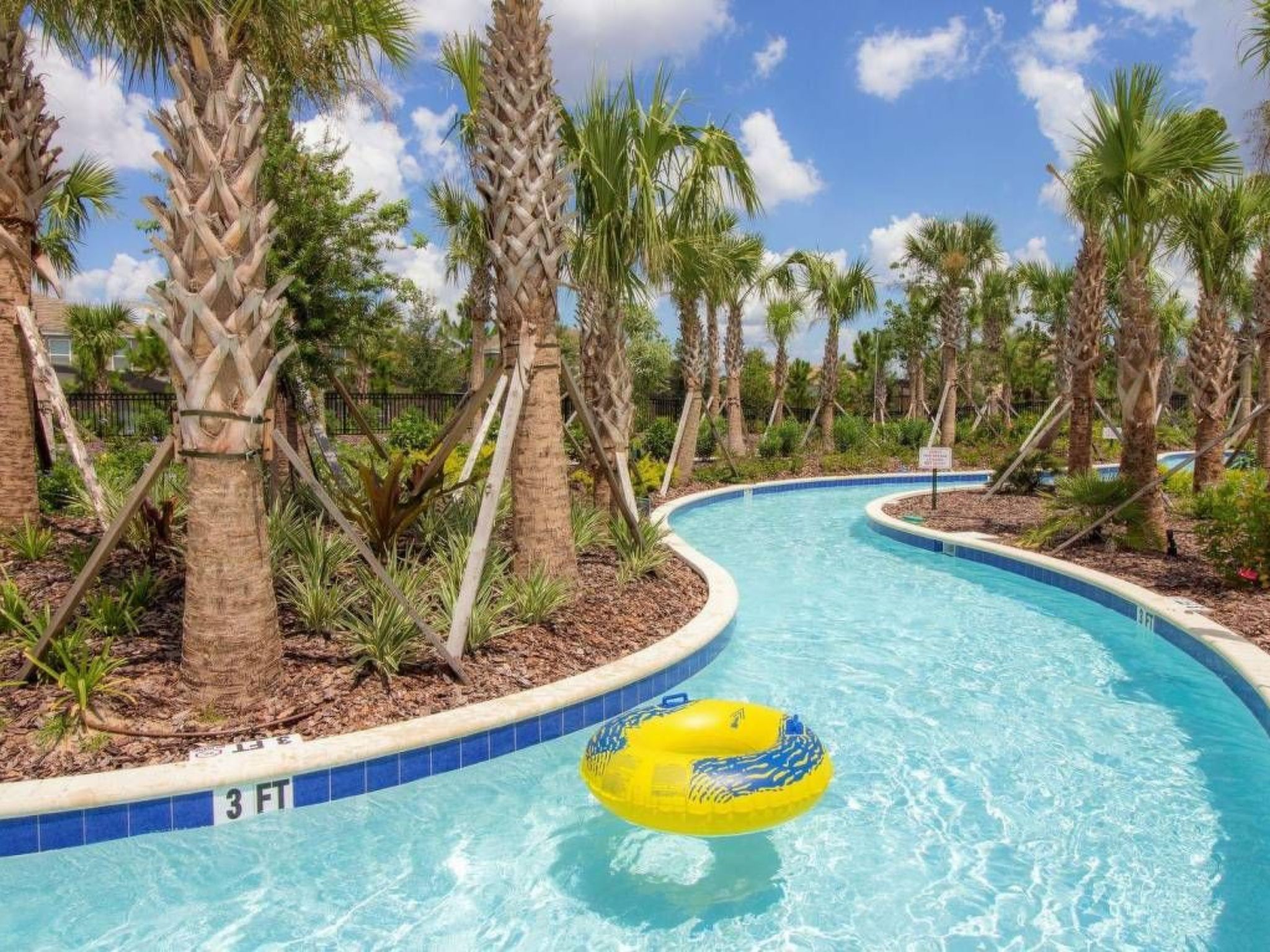 Photo of Haus in Davenport mit geräumigem Pool