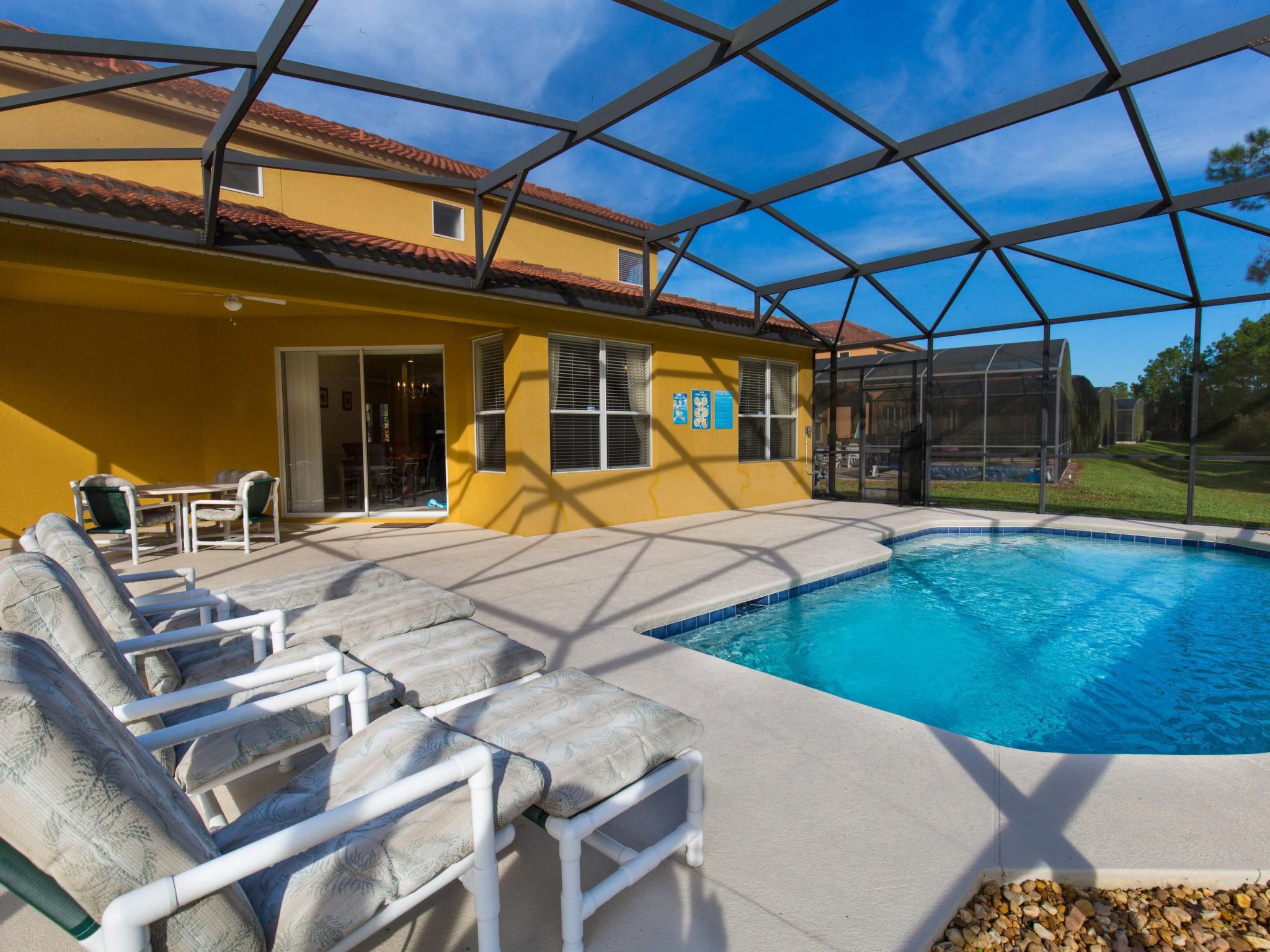 Photo of Große, luxuriöse Ferienvilla mit Pool und Spieleraum, in ruhiger Umgebung in de