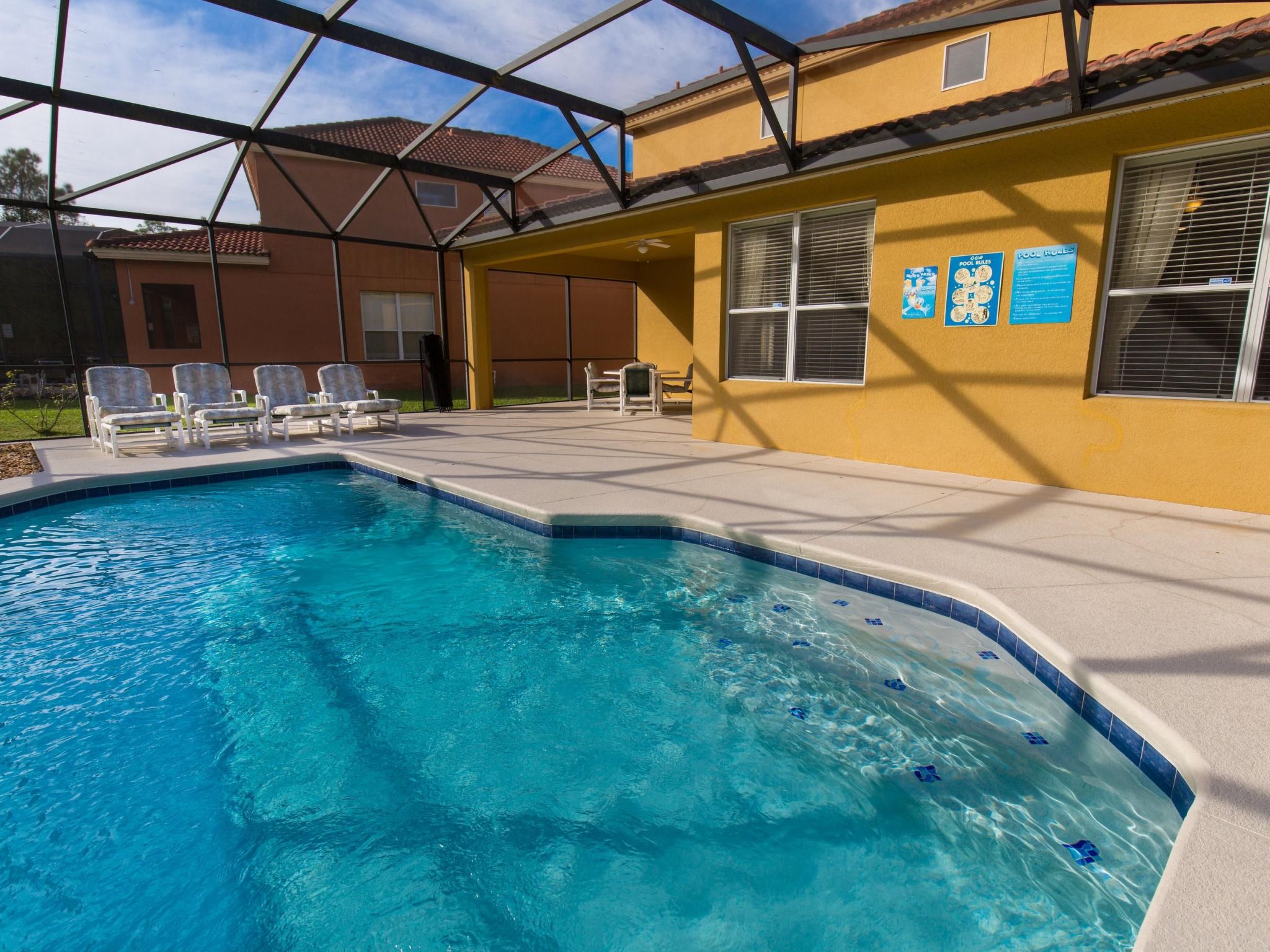 Photo of Große, luxuriöse Ferienvilla mit Pool und Spieleraum, in ruhiger Umgebung in de