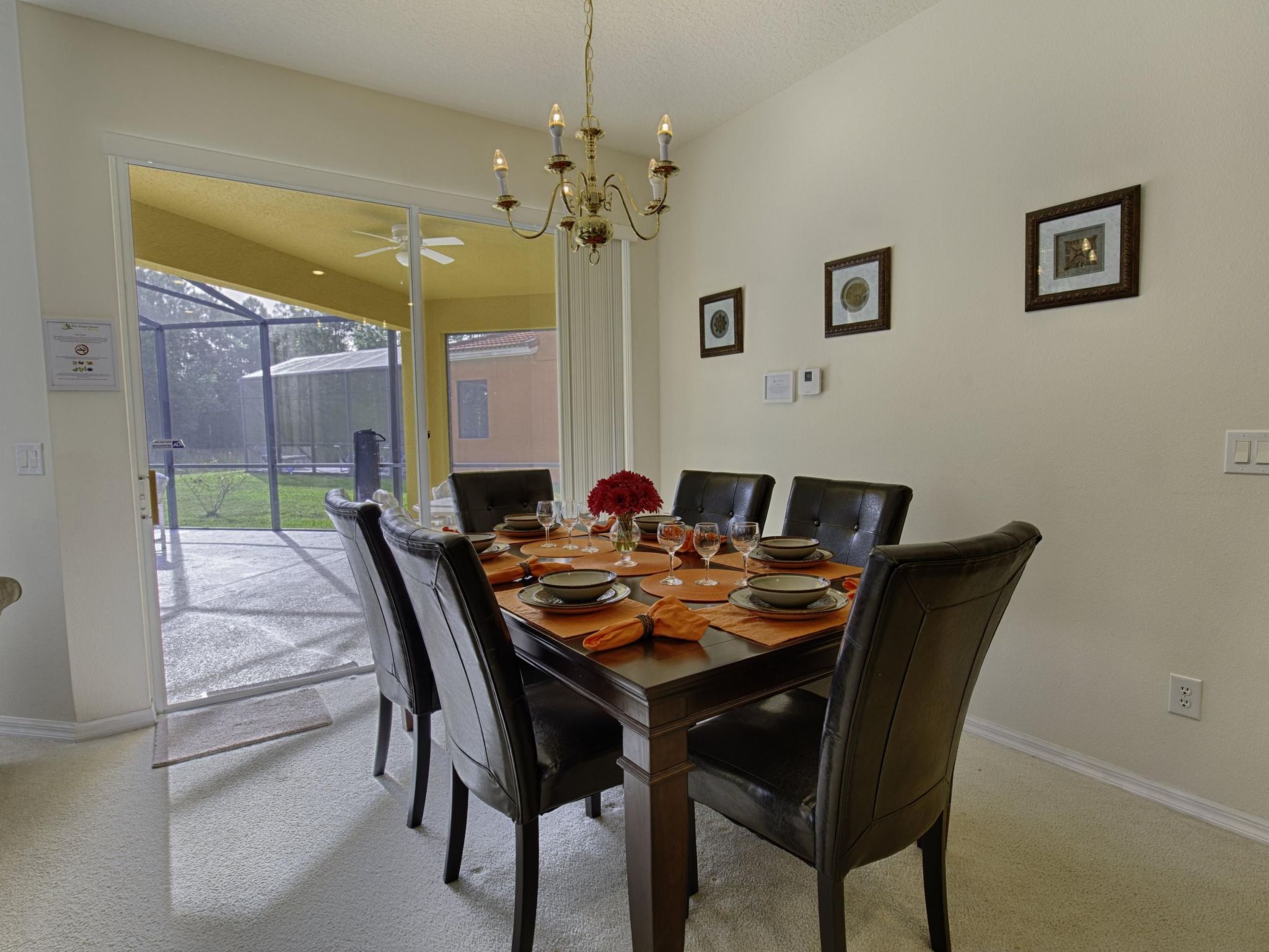 Photo of Große, luxuriöse Ferienvilla mit Pool und Spieleraum, in ruhiger Umgebung in de