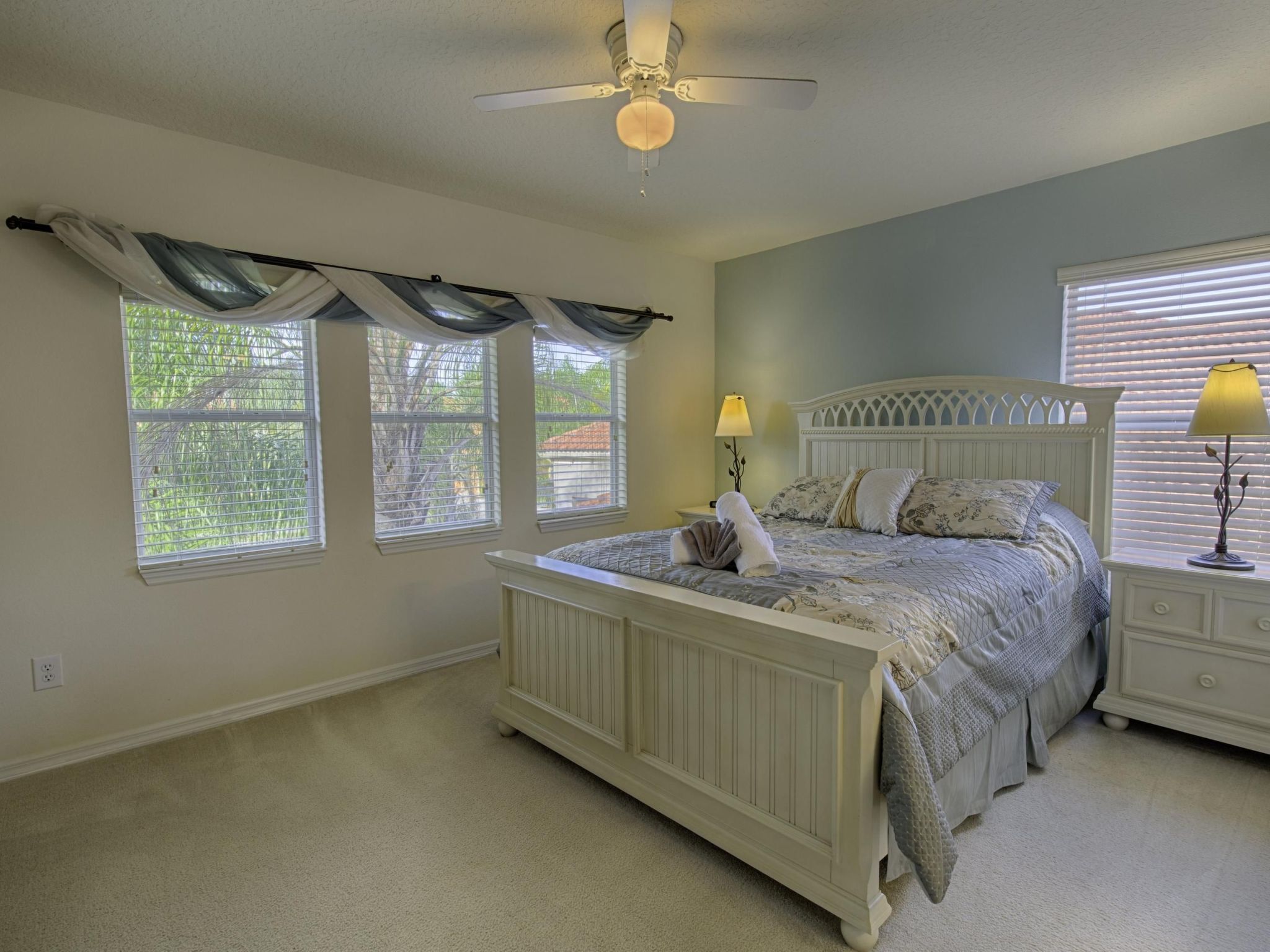 Photo of Große, luxuriöse Ferienvilla mit Pool und Spieleraum, in ruhiger Umgebung in de