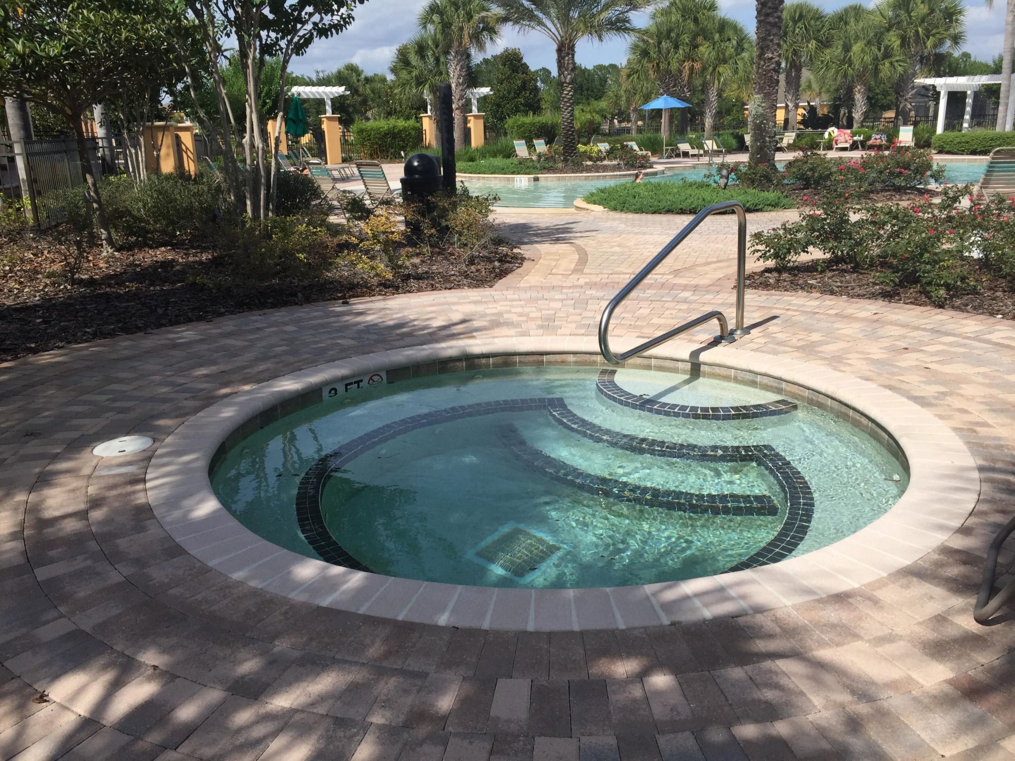 Photo of Große, luxuriöse Ferienvilla mit Pool und Spieleraum, in ruhiger Umgebung in de