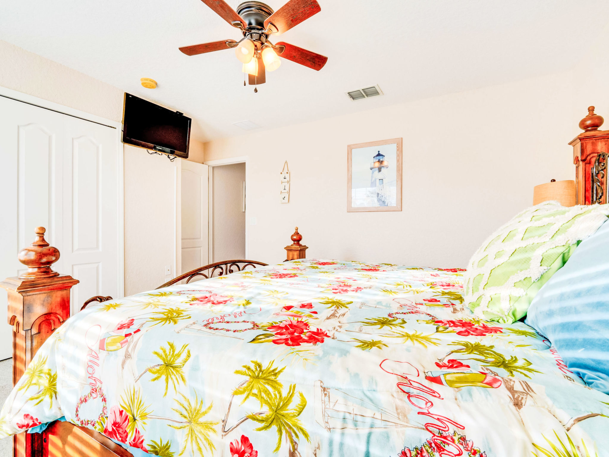 Photo of Villa mit privatem Pool und Spa mit Blick auf den Golfplatz