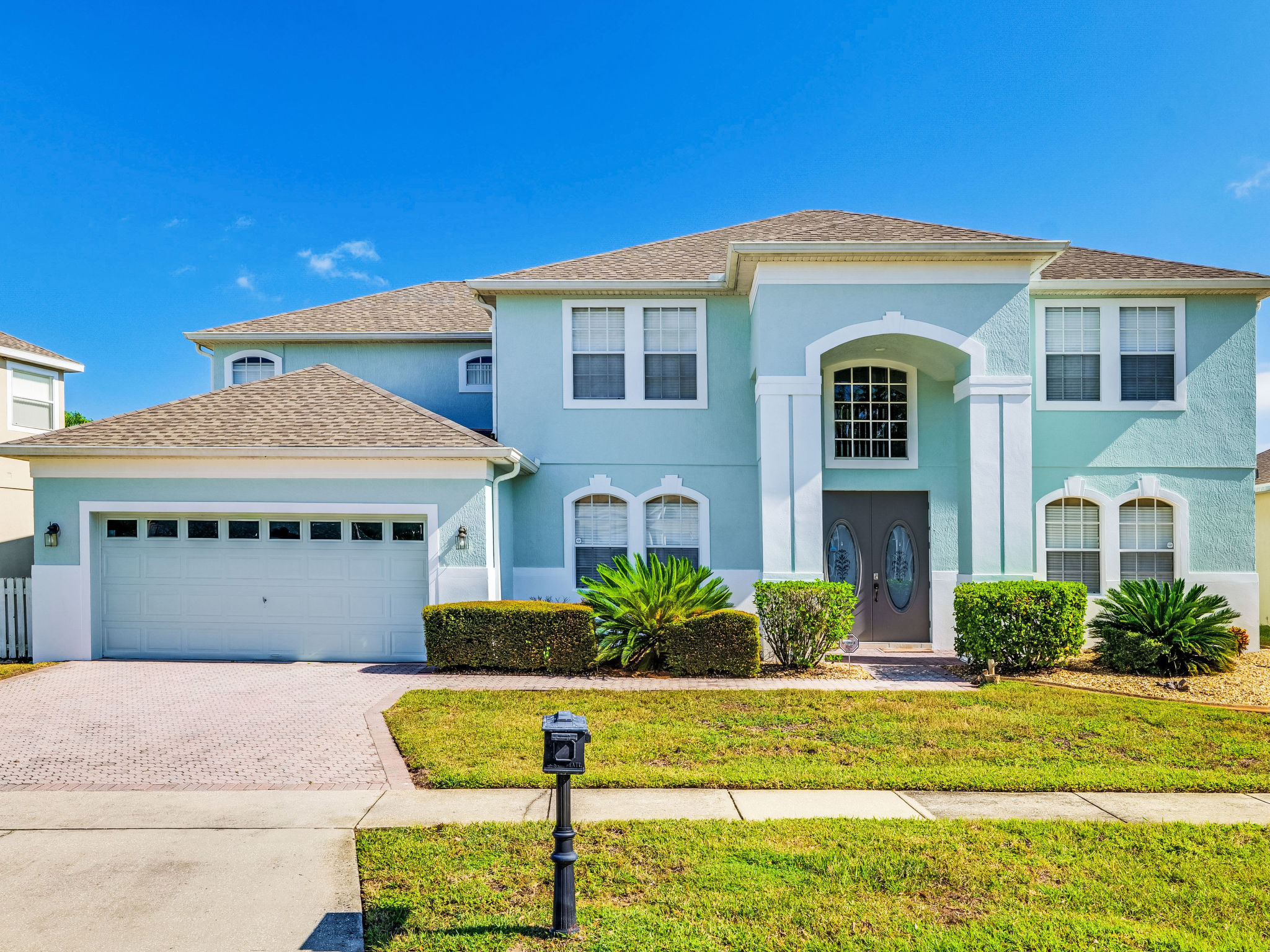 Photo of Villa mit privatem Pool und Spa mit Blick auf den Golfplatz