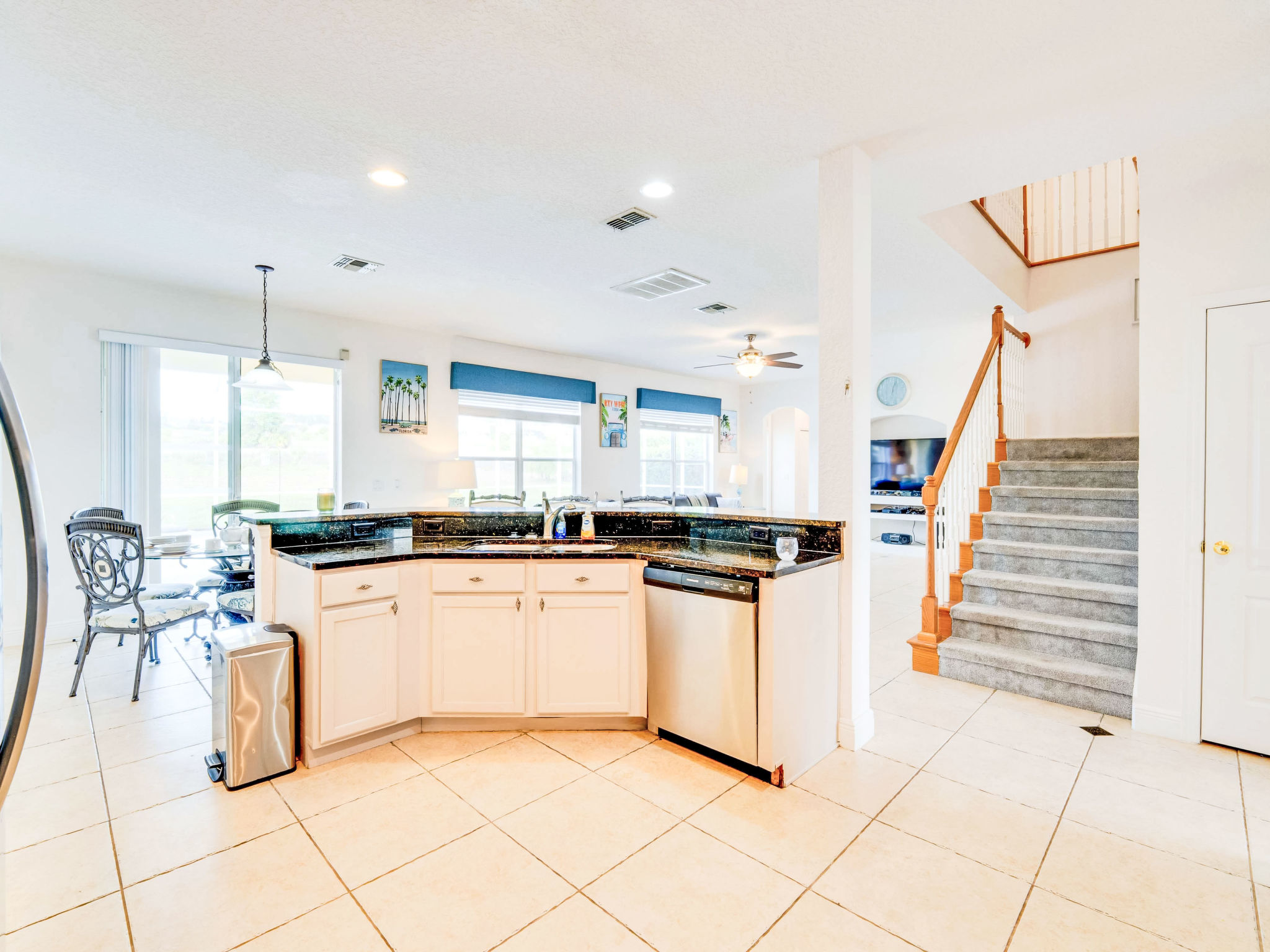 Photo of Villa mit privatem Pool und Spa mit Blick auf den Golfplatz