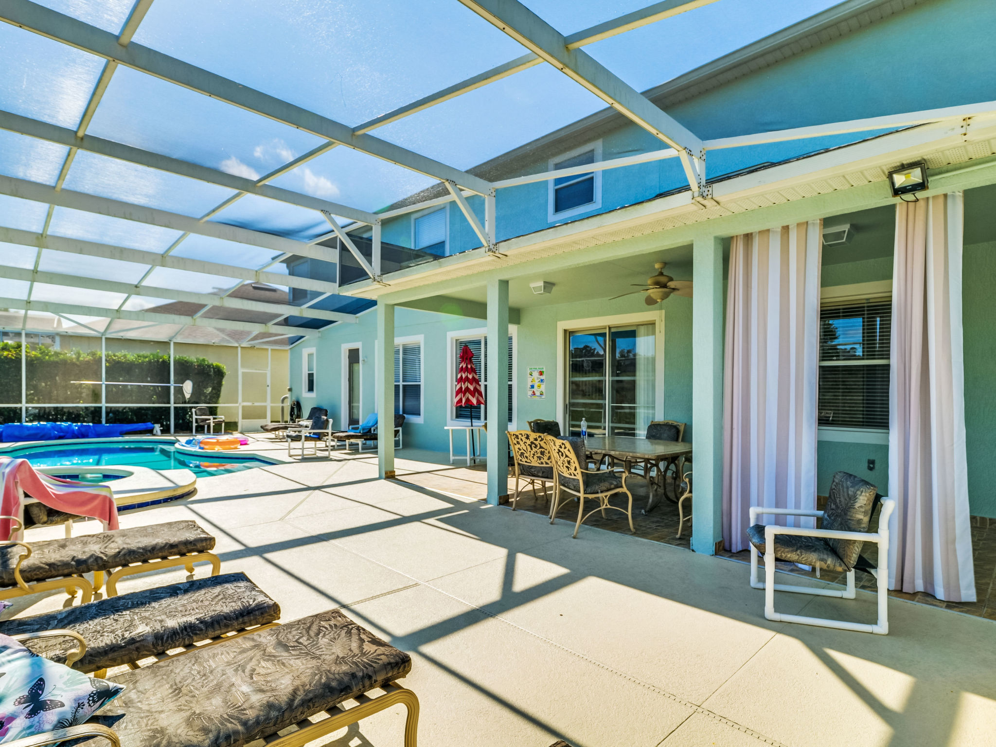 Photo of Villa mit privatem Pool und Spa mit Blick auf den Golfplatz