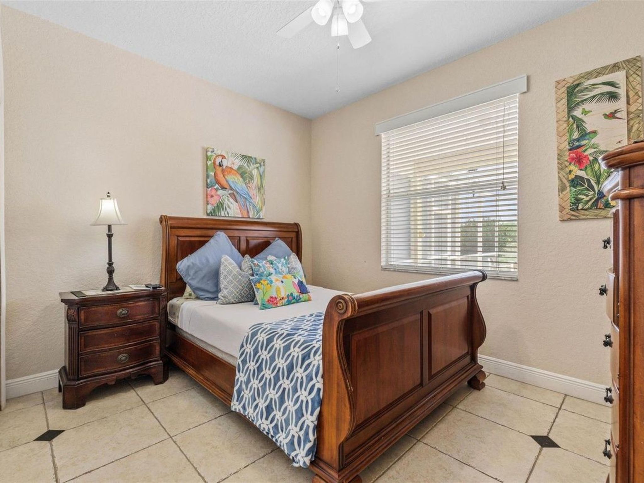 Photo of Villa mit privatem Pool und Spa mit Blick auf den Golfplatz