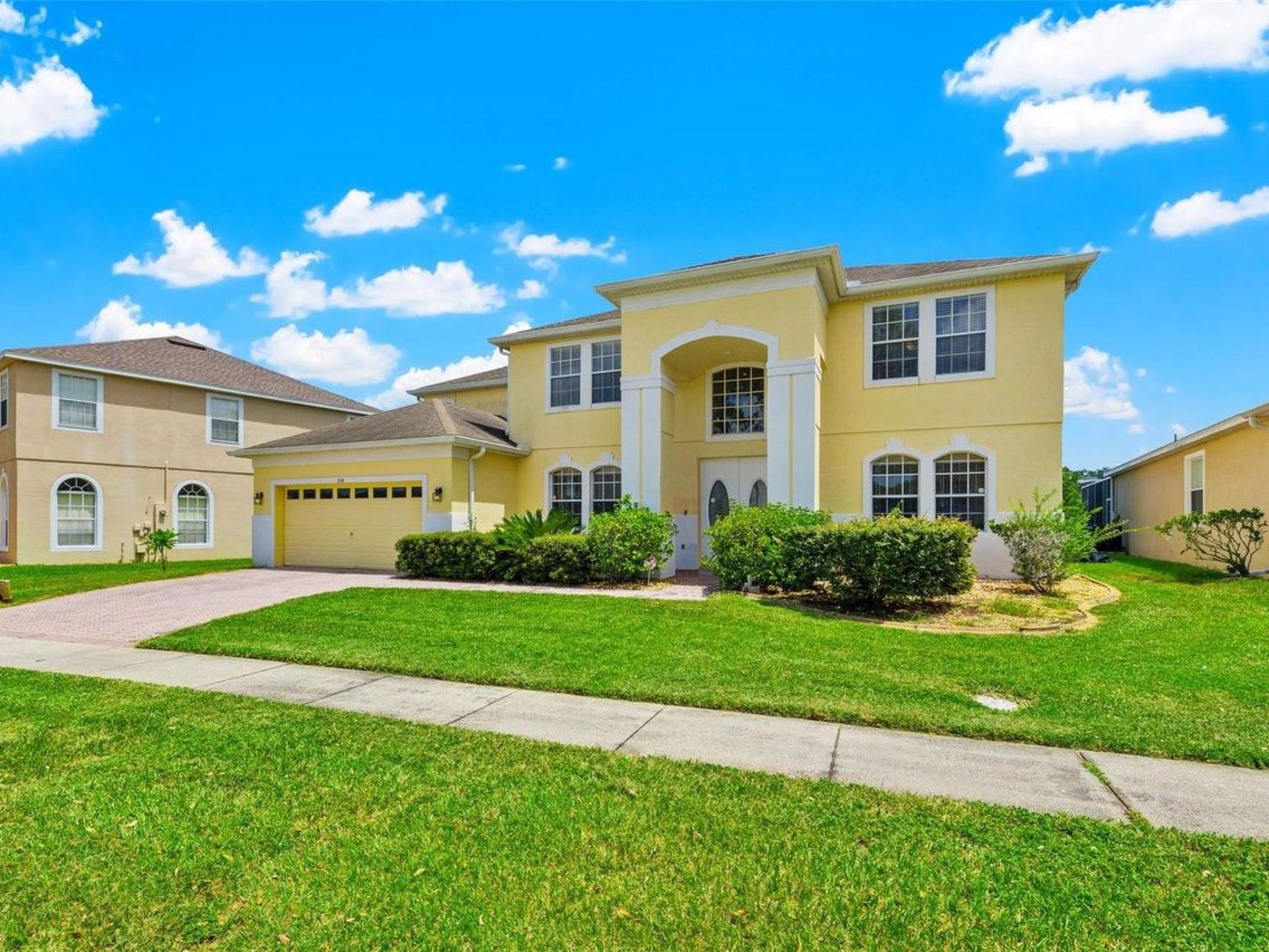 Photo of Villa mit privatem Pool und Spa mit Blick auf den Golfplatz