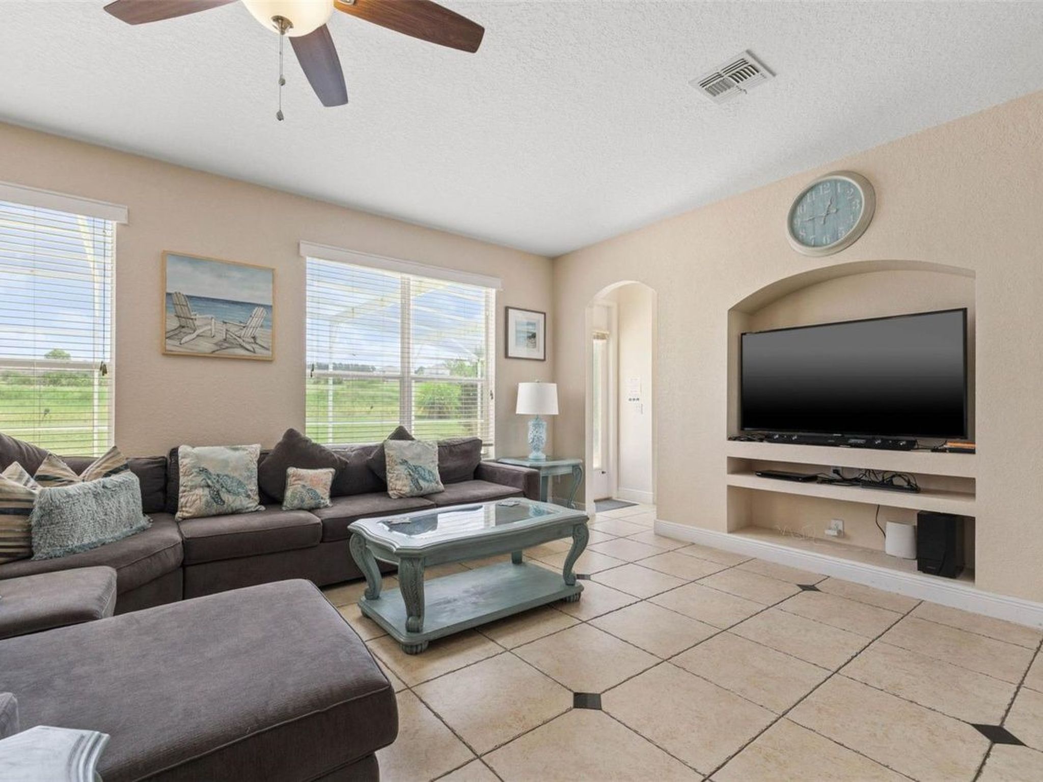 Photo of Villa mit privatem Pool und Spa mit Blick auf den Golfplatz