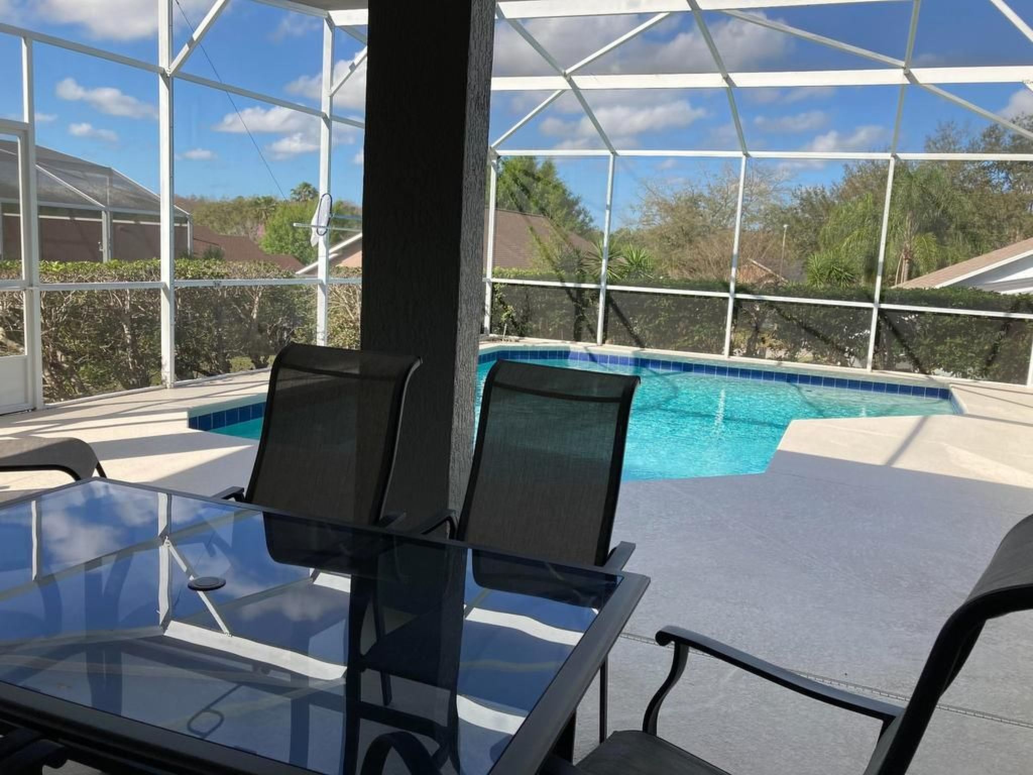 Photo of Ruhige Disney Area Villa mit ganztägiger Sonne und Pool