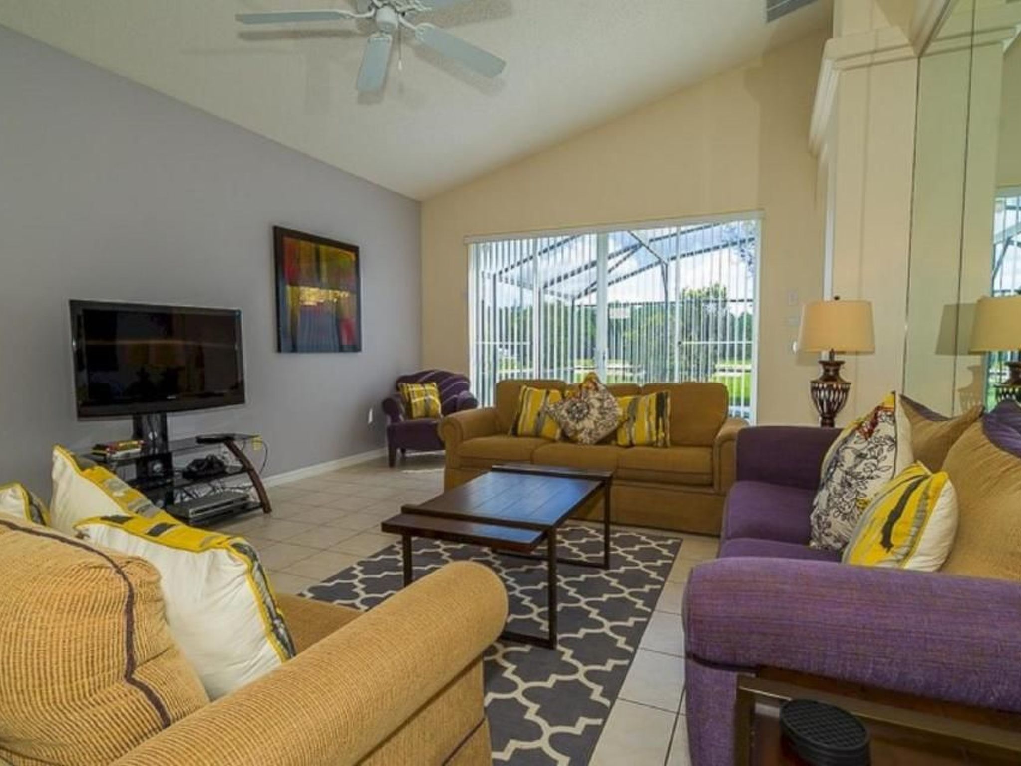 Photo of Ruhige Glenbrook-Flucht in der Nähe von Disney