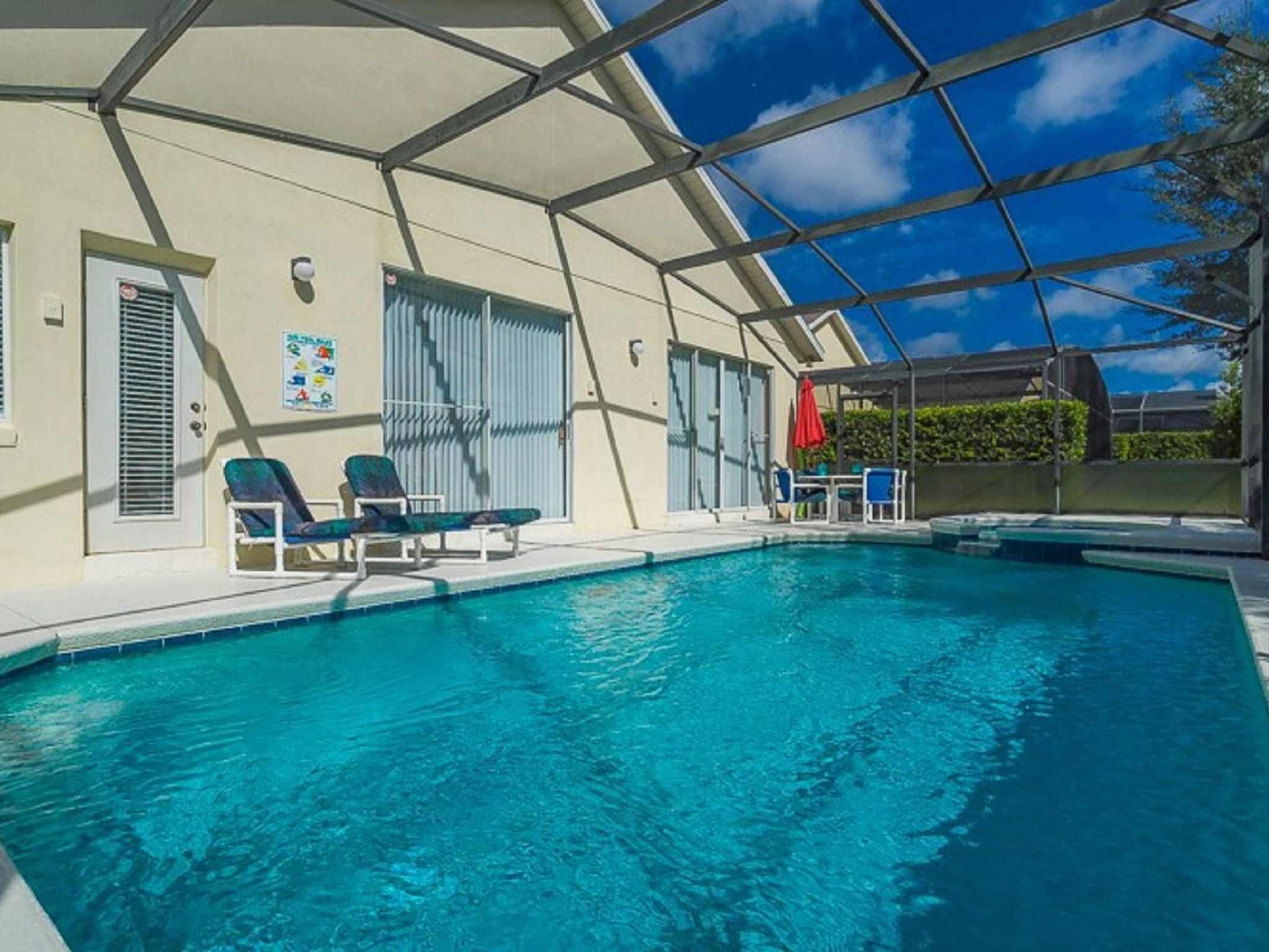 Photo of Ruhige Glenbrook-Flucht in der Nähe von Disney