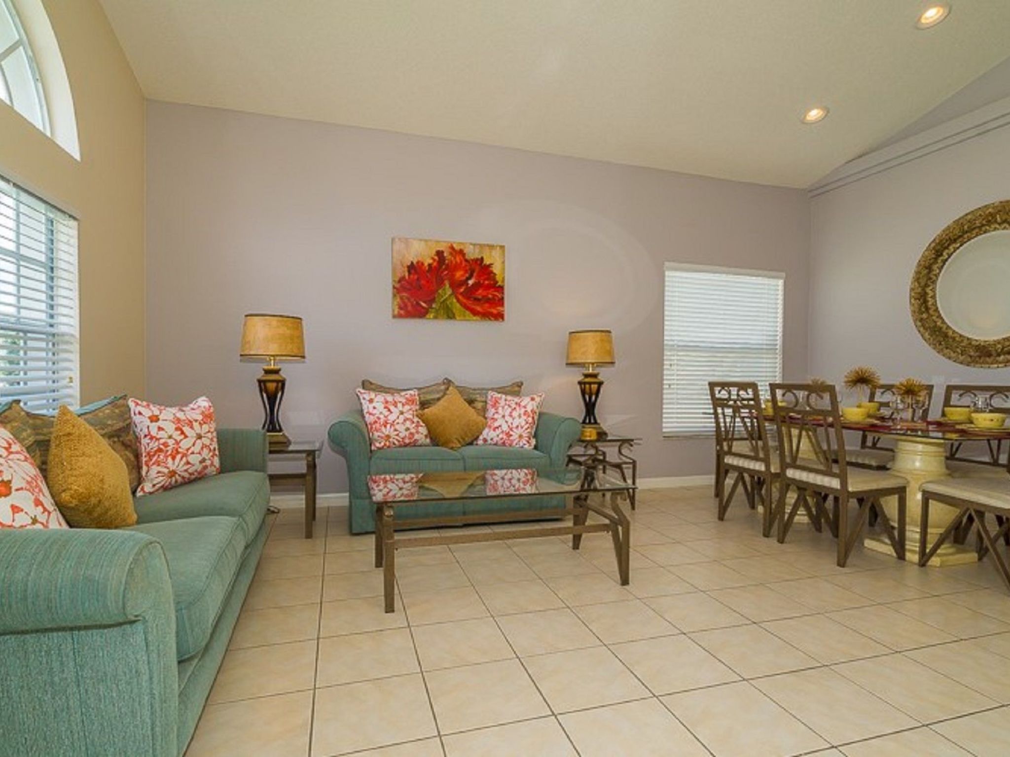 Photo of Ruhige Glenbrook-Flucht in der Nähe von Disney