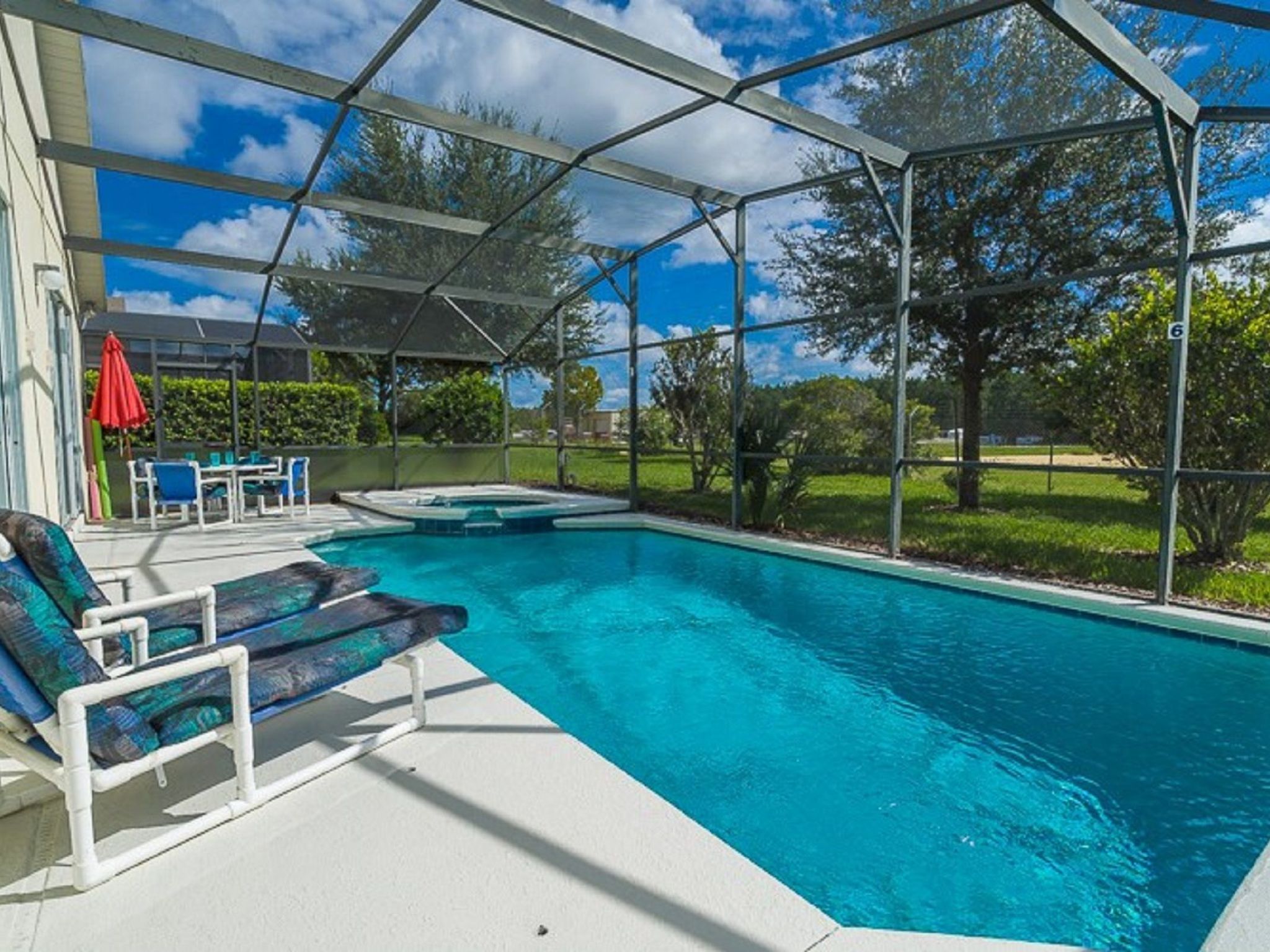 Photo of Ruhige Glenbrook-Flucht in der Nähe von Disney