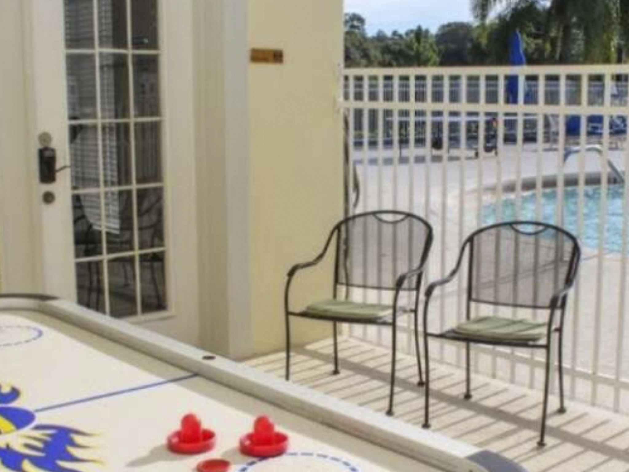 Photo of Ruhige Glenbrook-Flucht in der Nähe von Disney