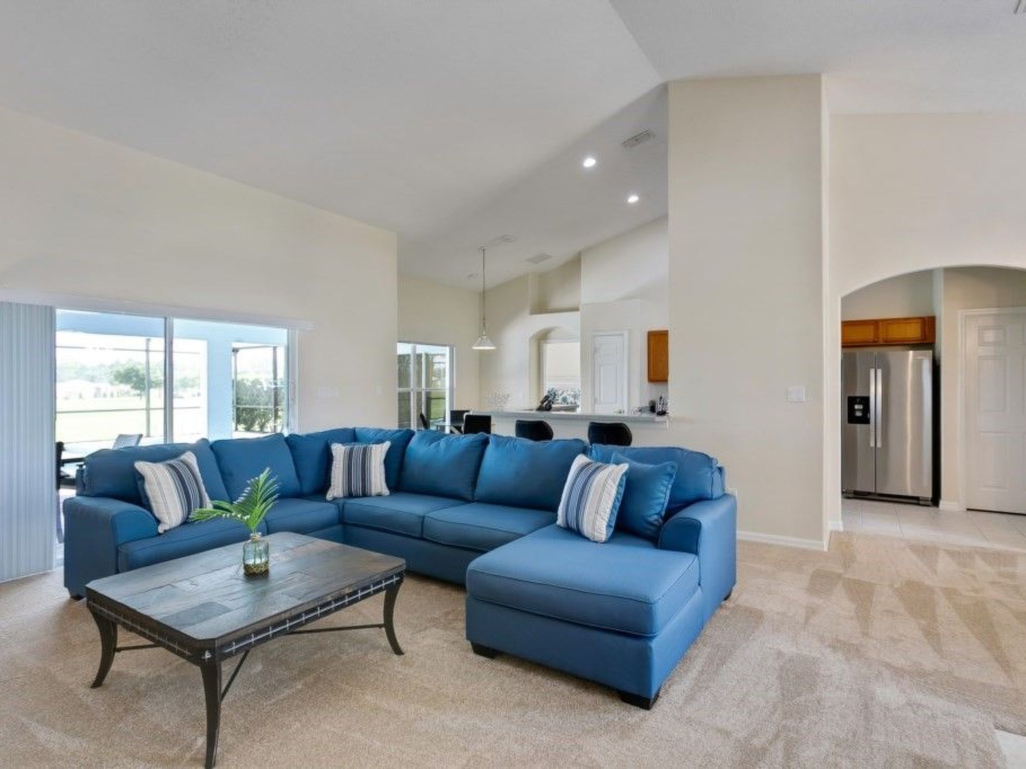 Photo of Entspannende Familienvilla mit privatem Pool und Spa. Große Lanai mit reichlich