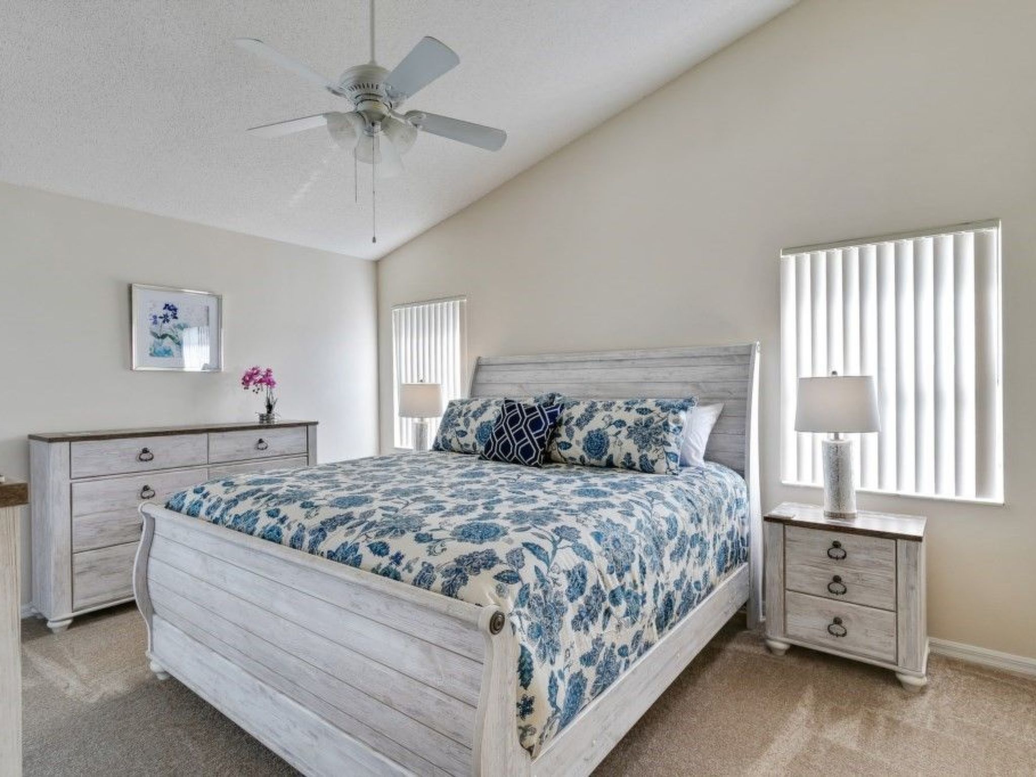 Photo of Entspannende Familienvilla mit privatem Pool und Spa. Große Lanai mit reichlich