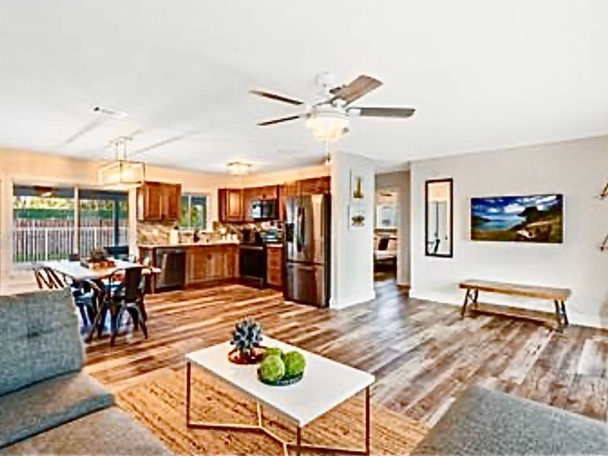 Kitchen / Dining Room