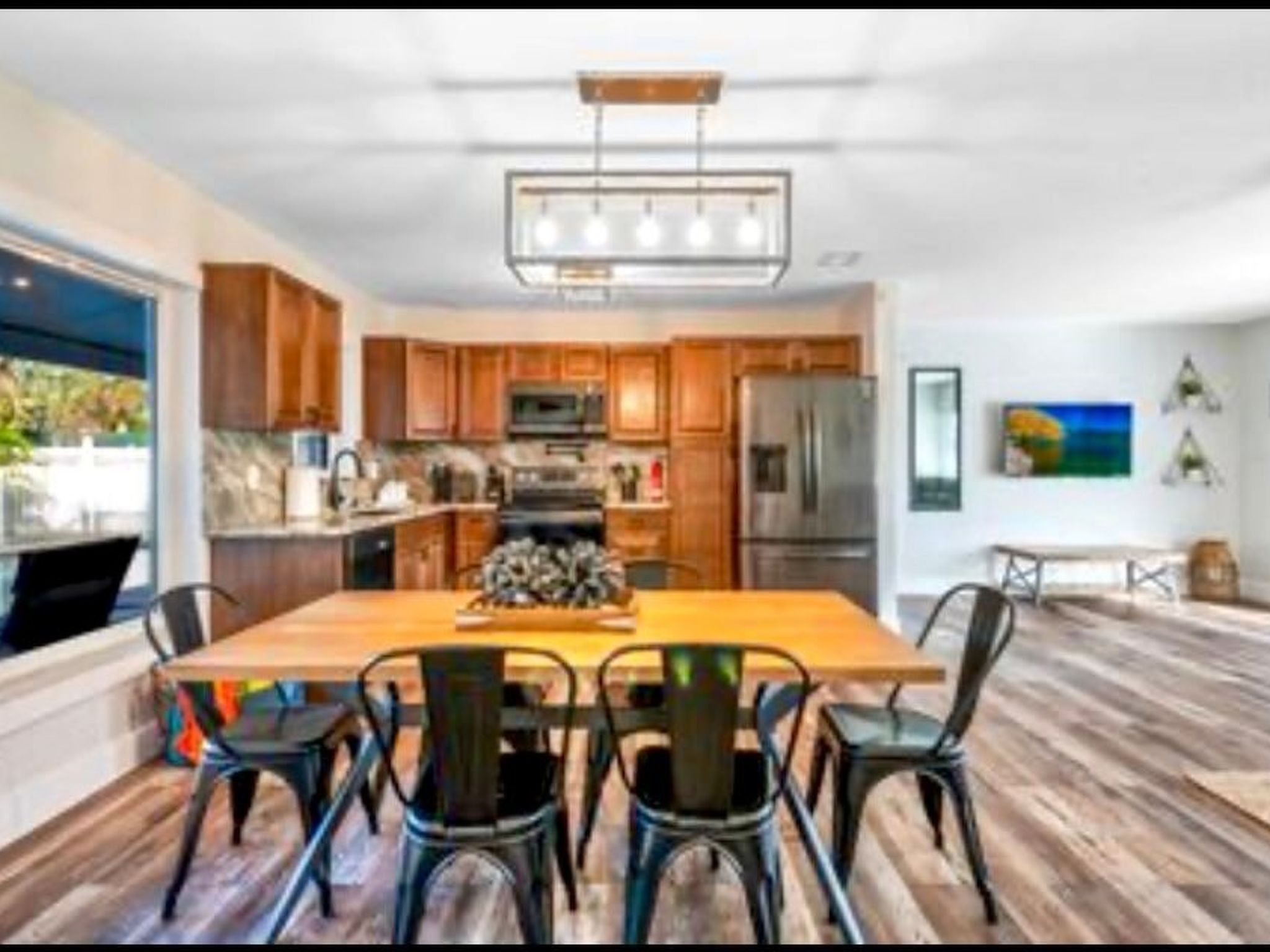 Kitchen / Dining Room
