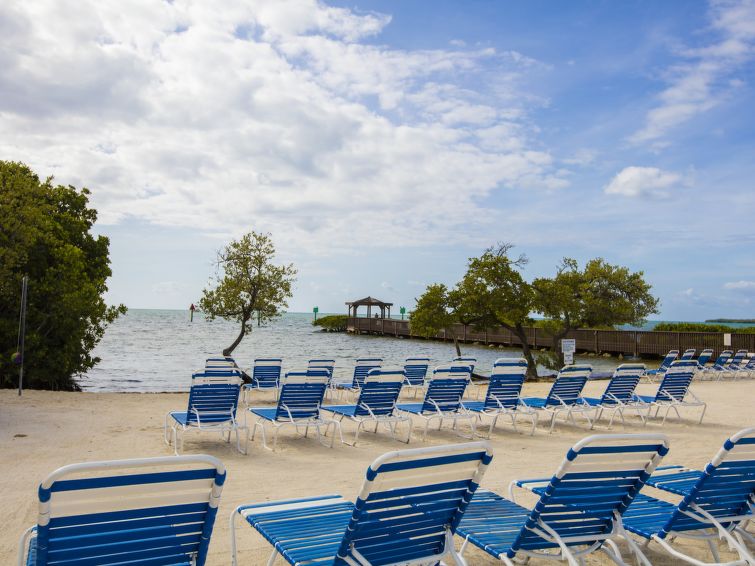 Ocean Pointe Resort Translation missing: city_breaks_en.helpers.properties.accommodation_type.holiday_resort in Key Largo