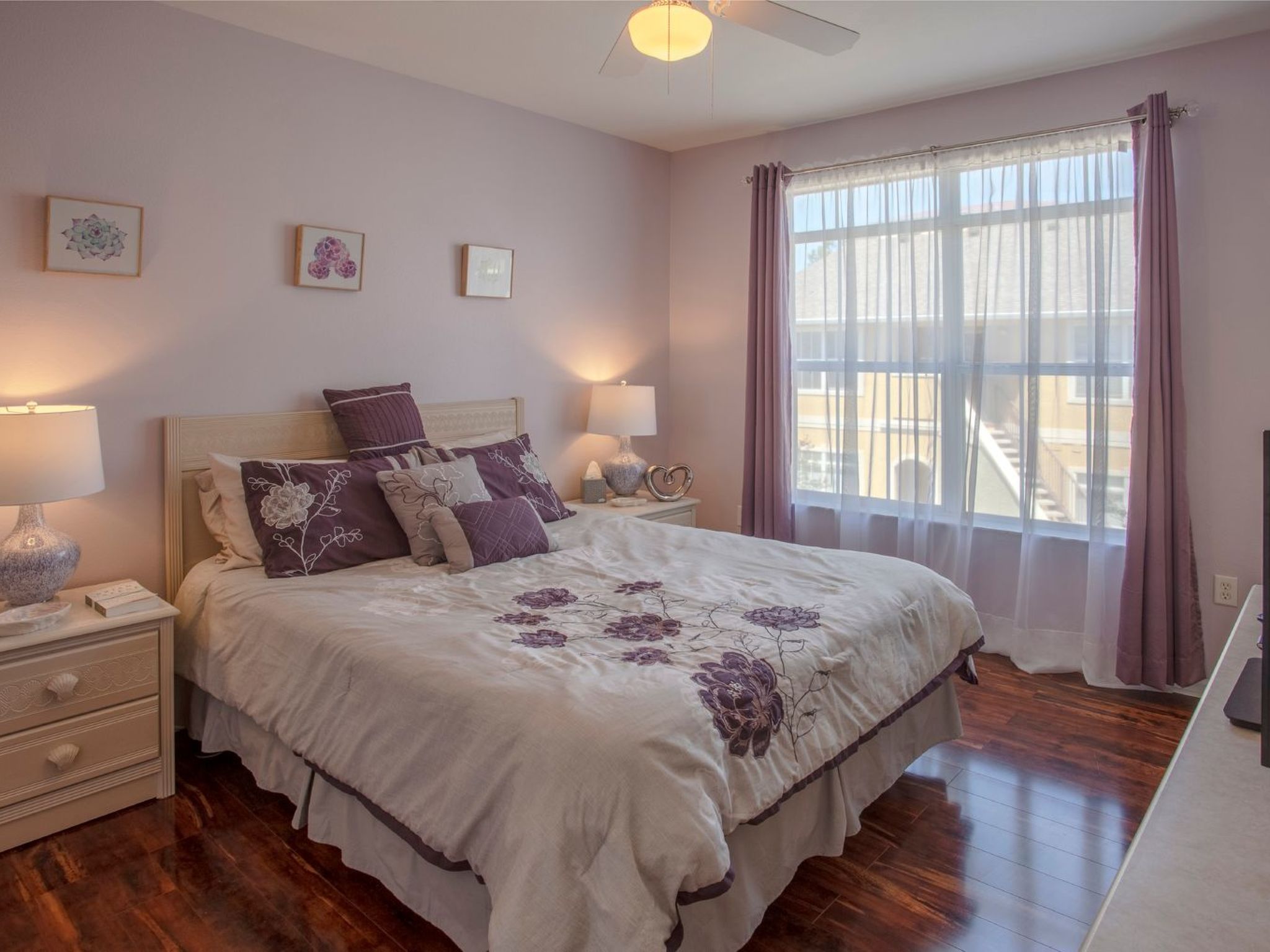 Photo of Neu renoviert in geschlossener Wohnanlage, erschwinglich - nur wenige Minuten v