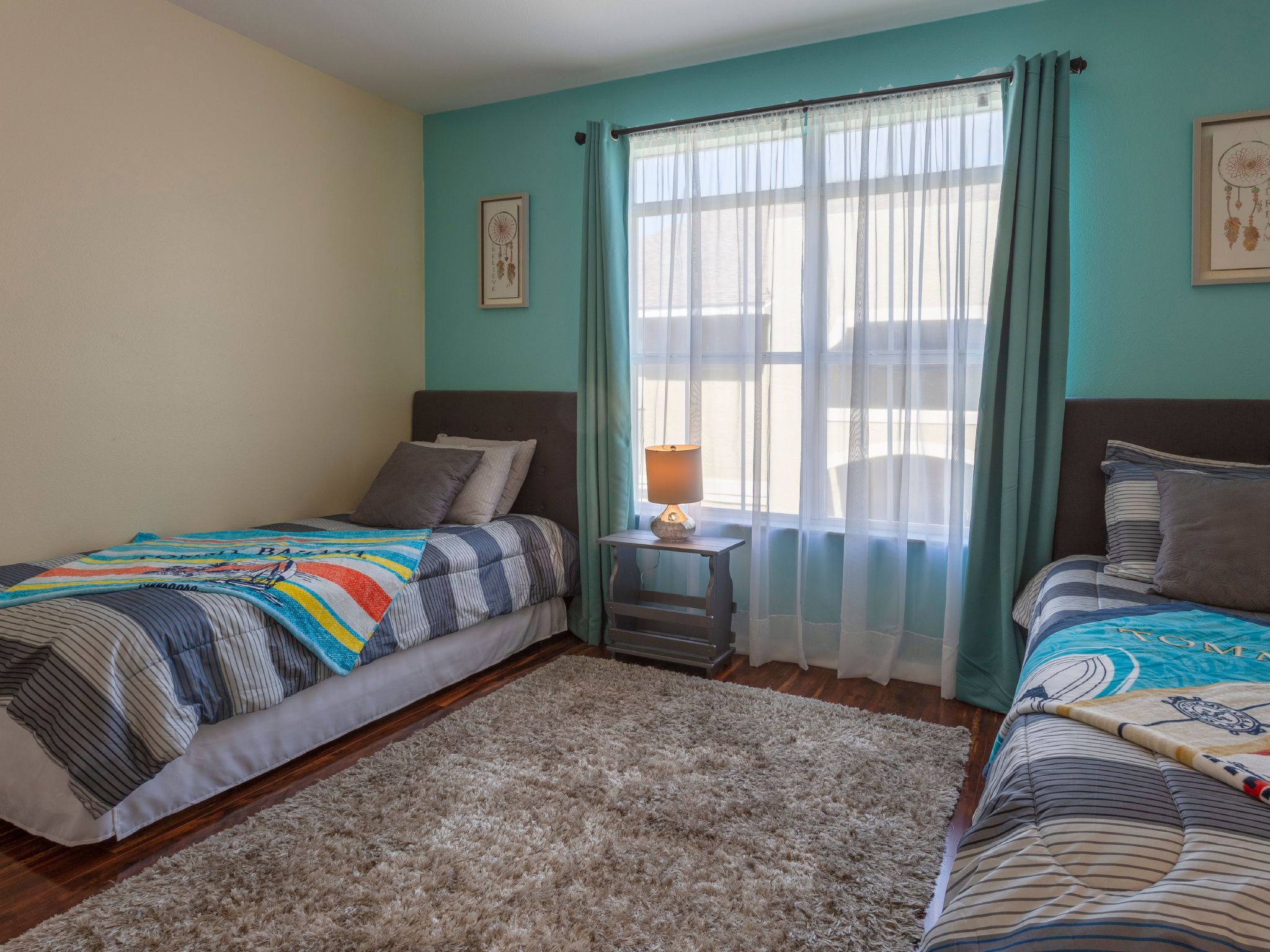 Photo of Neu renoviert in geschlossener Wohnanlage, erschwinglich - nur wenige Minuten v