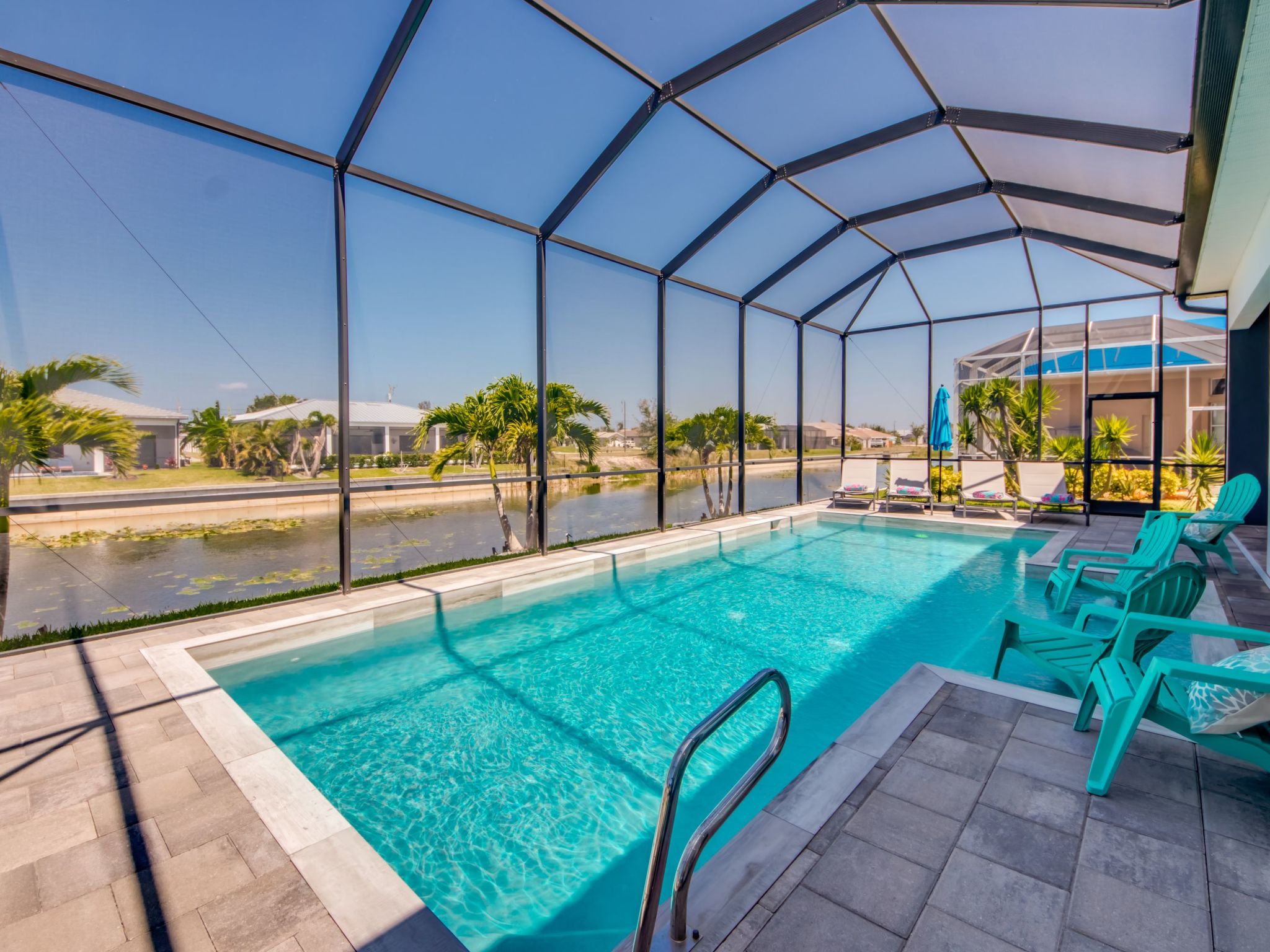 Villa mit eigenem Pool — Pool Outdoor (3 of 71)