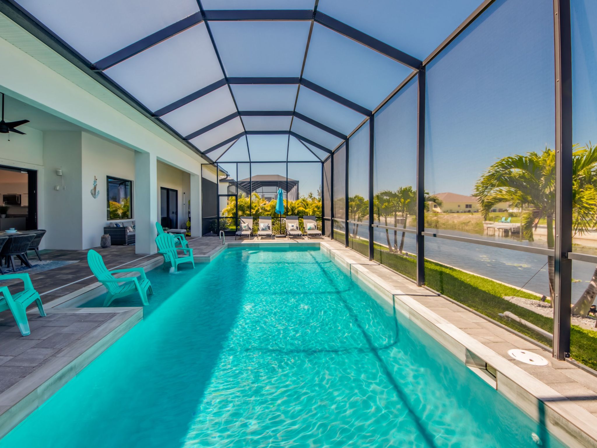Villa mit eigenem Pool — Pool Outdoor (5 of 71)