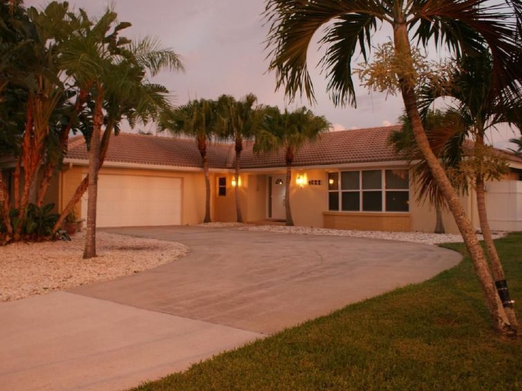 Wunderschönes Ferienhaus In Caloosahatchee Mit Terrasse Und Garten - Florida