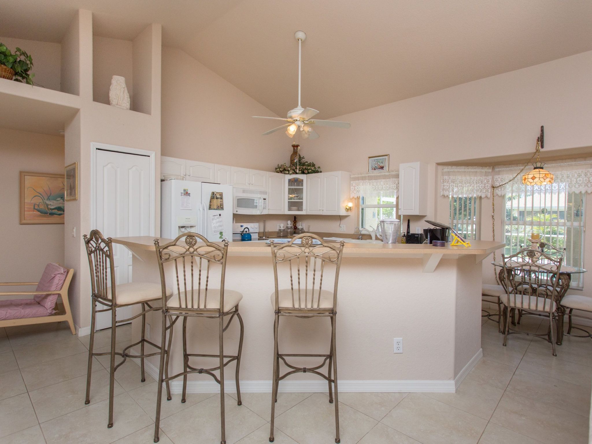 Villa Franca: Jouw Zonnige Oase met Privézwembad in Cape Coral - foto 9