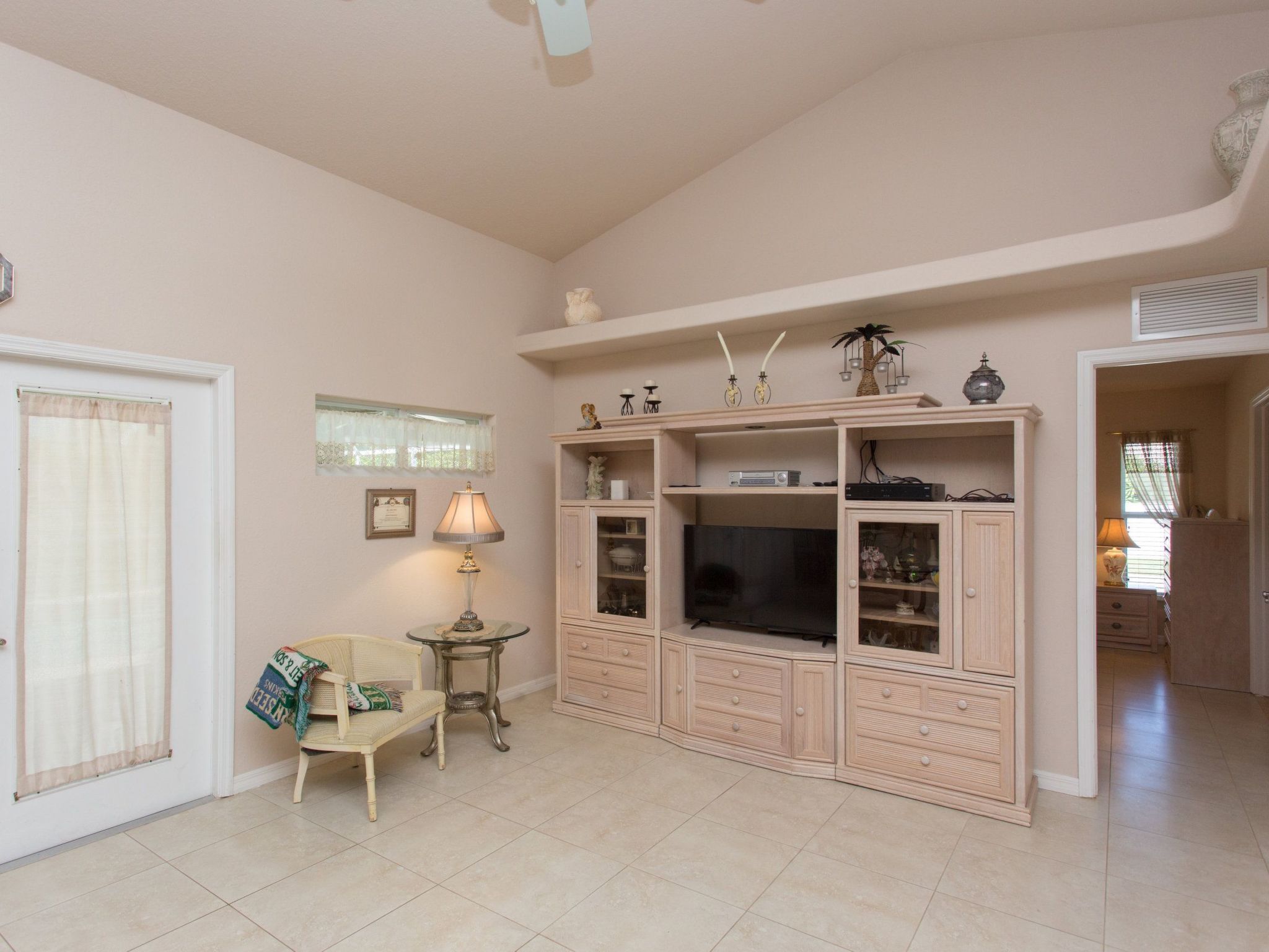 Villa Franca: Jouw Zonnige Oase met Privézwembad in Cape Coral - foto 10
