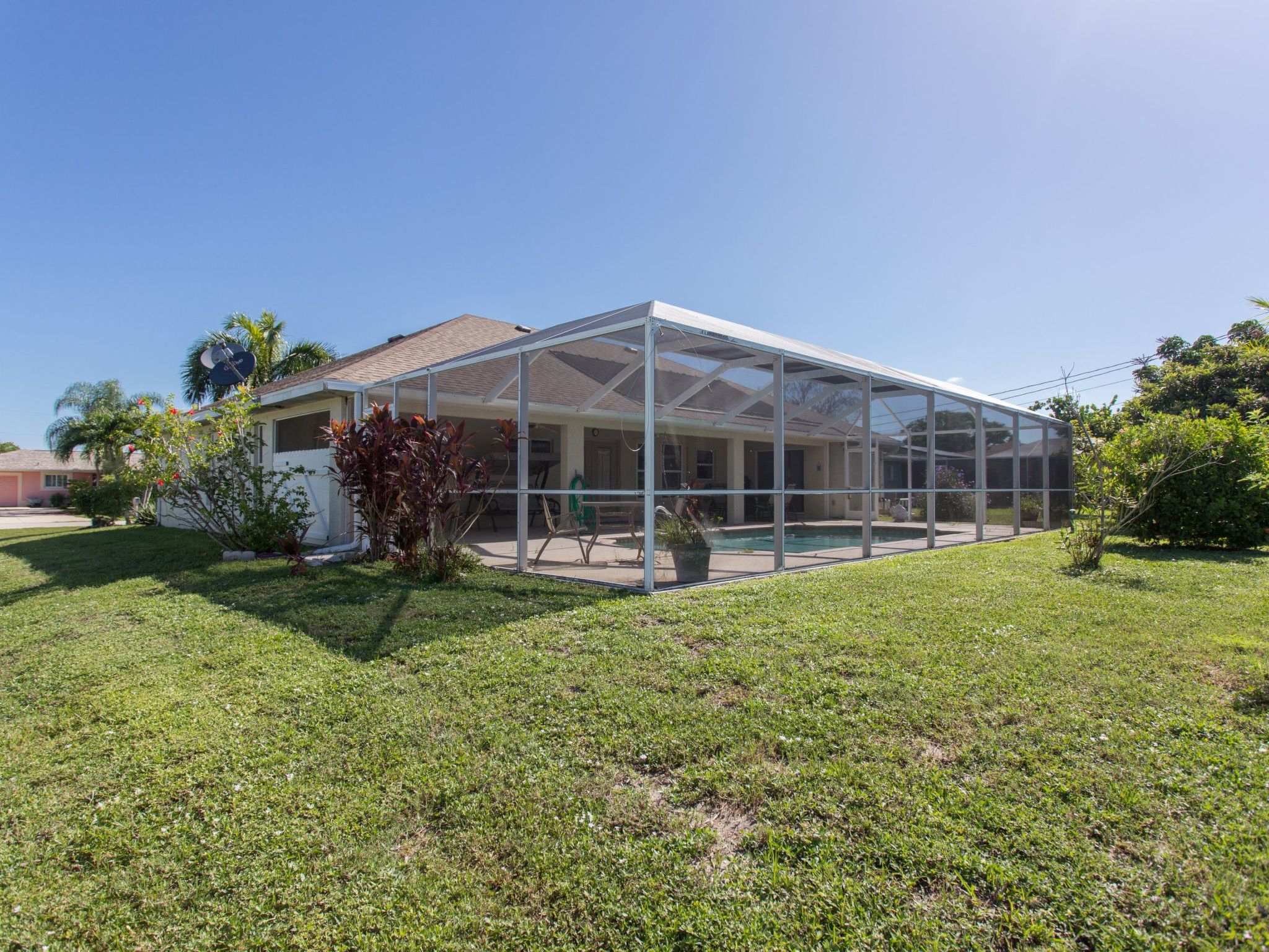 Villa Franca: Jouw Zonnige Oase met Privézwembad in Cape Coral - foto 42