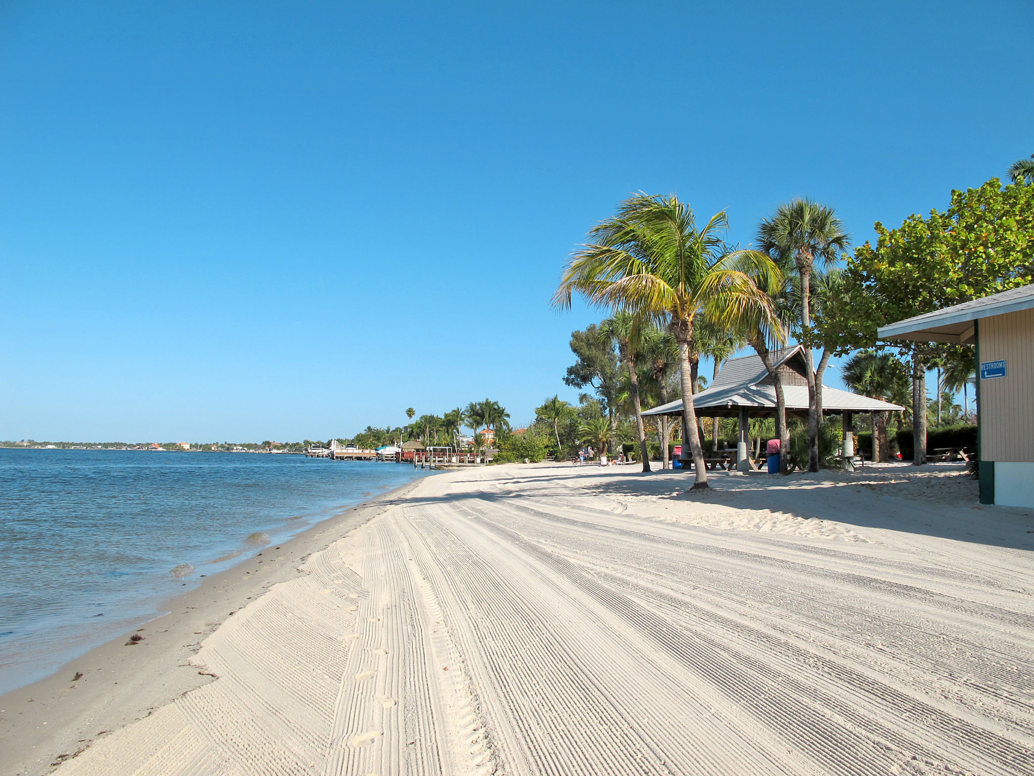 Villa Franca: Jouw Zonnige Oase met Privézwembad in Cape Coral - foto 48
