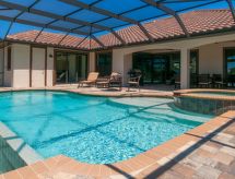 Villa Egretta: Luxe 4-slaapkamer villa met verwarmd zwembad aan golfbaan in Cape Coral - thumbnail 5
