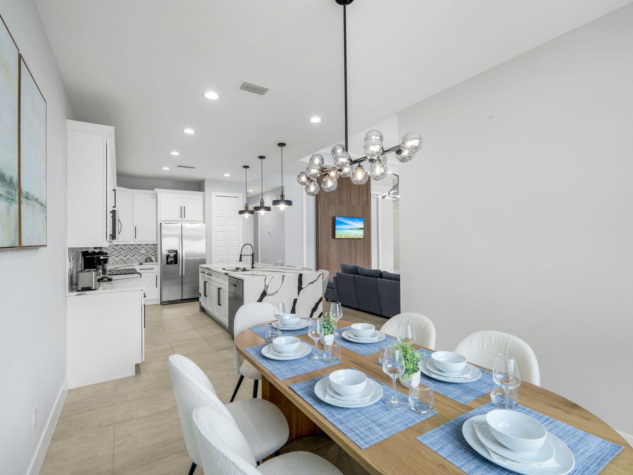 Kitchen / Dining Room