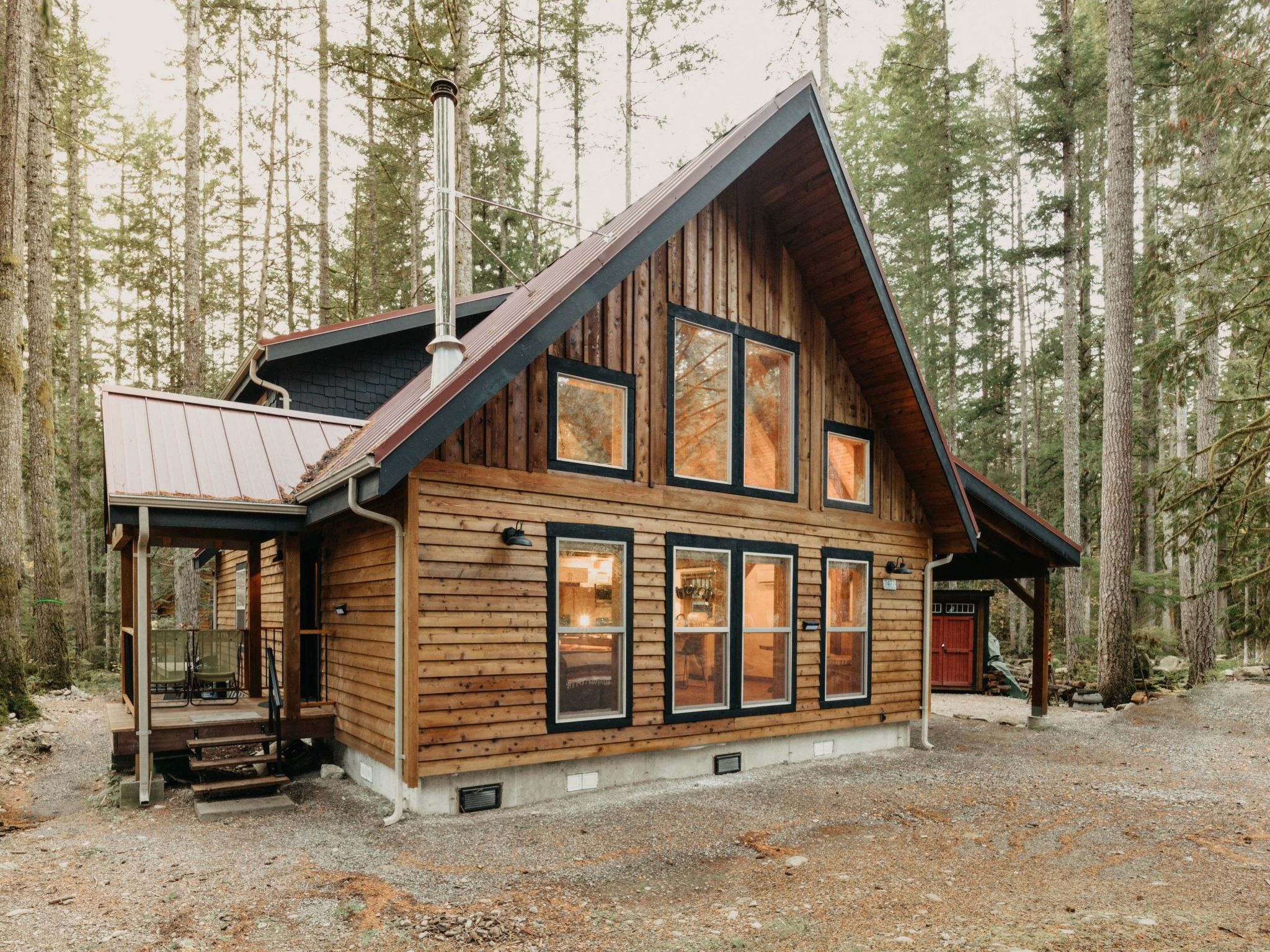 Neues modernes rustikales Haus mit AC, Whirlpool — view 1 of 29