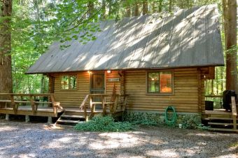 Holiday House 43mbr A Family Log Home W Hot Tub In Mt Baker