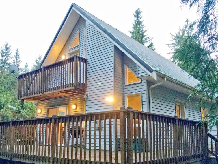 58MBR - Great Wraparound Porch!
