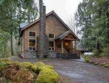 Mt. Baker Lodging - An Elegant Country Home