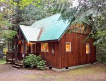 32MBR Private Pet Friendly Cabin