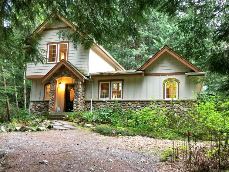 Nyaraló ház 34SL Private Cabin with a Hot Tub