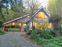 39GS Cabin near Mt. Baker