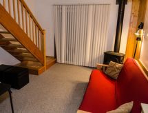 56SLL Budget Condo near Mt. Baker