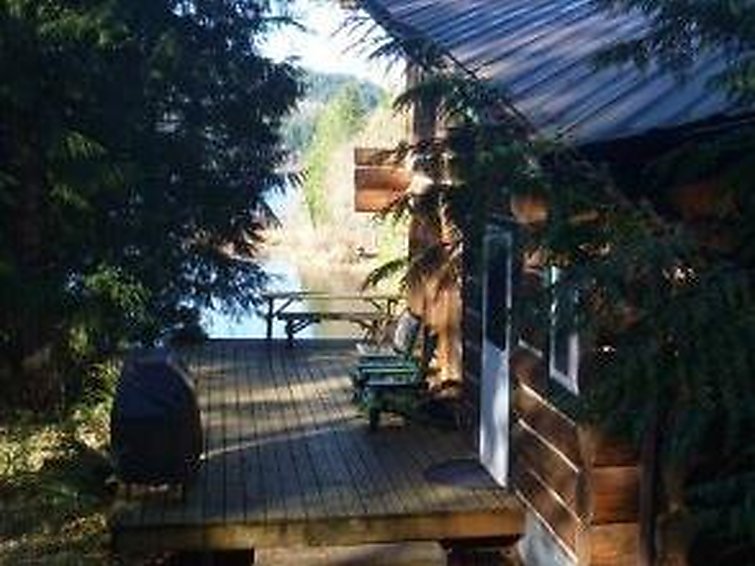 97MF Lakefront Cabin w/Private Dock - Chalet - Maple Falls