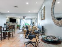 Ruim appartement met zeezicht direct tegenover het strand in Port Hueneme - thumbnail 4