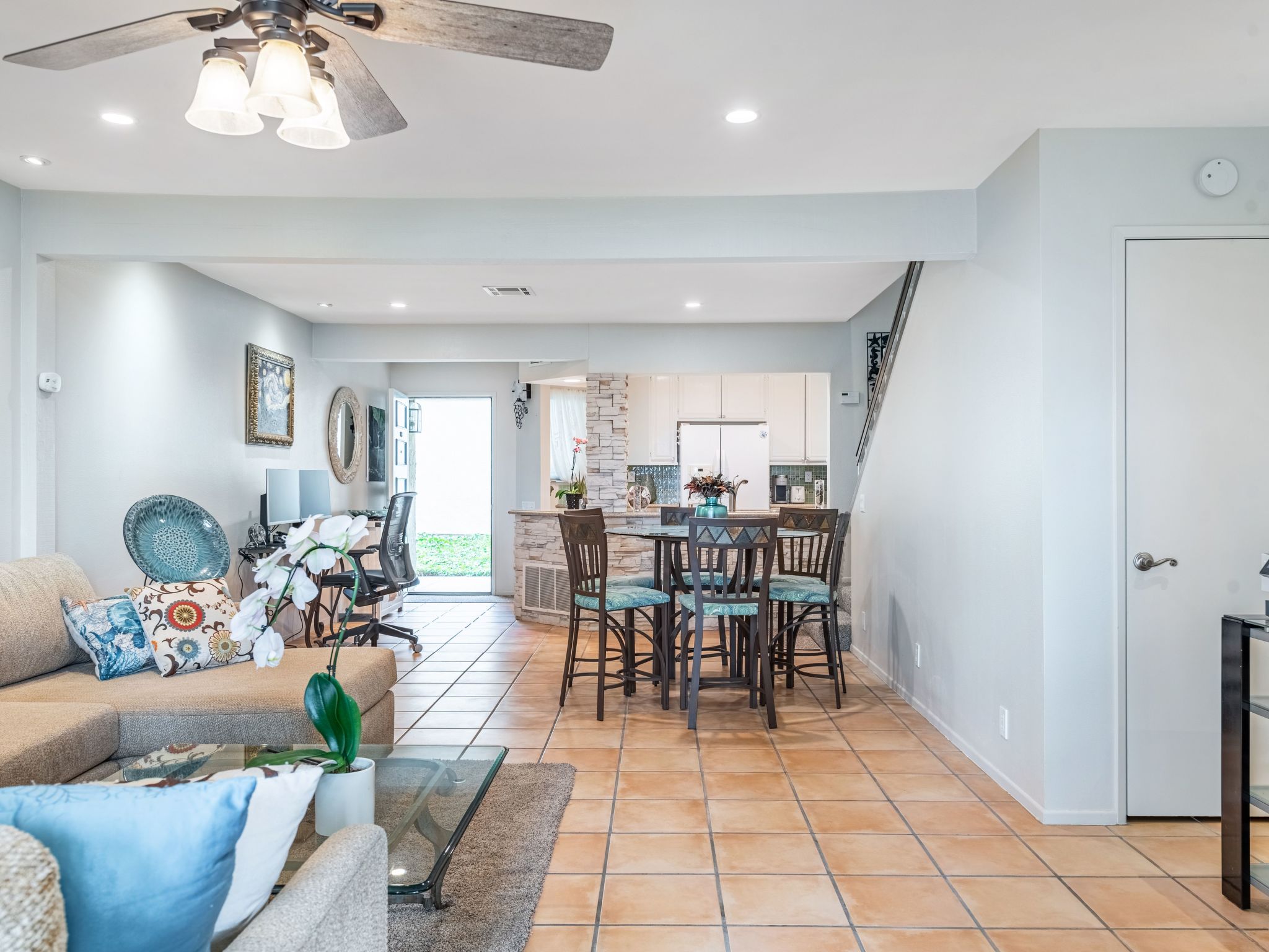 Meerblick Eigentumswohnung gegenüber dem Strand