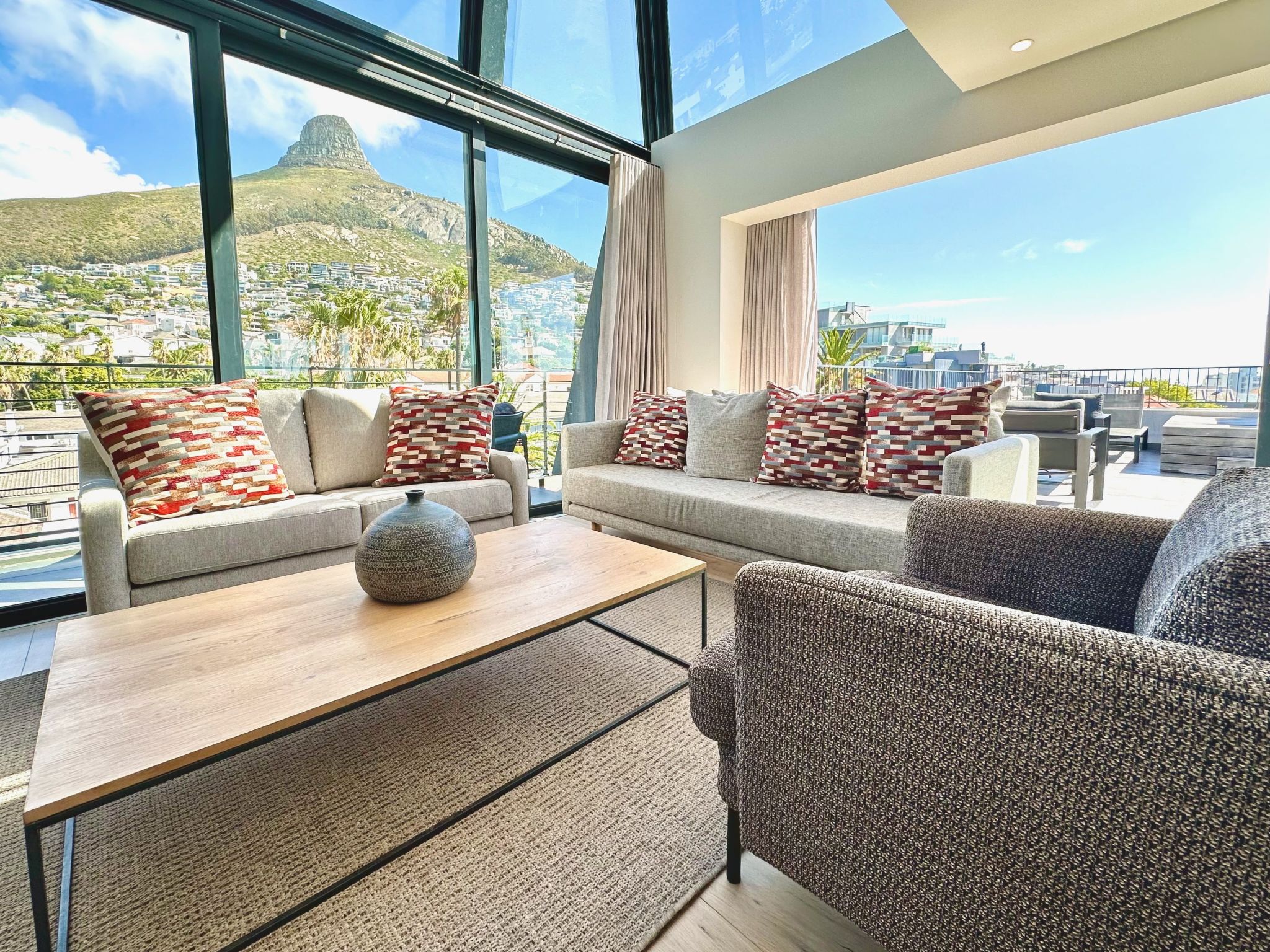 sea point living - Image 3