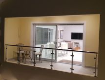 Modern appartement in Hout Bay met gedeeld verwarmd zwembad en uitzicht op golfbaan - thumbnail 2